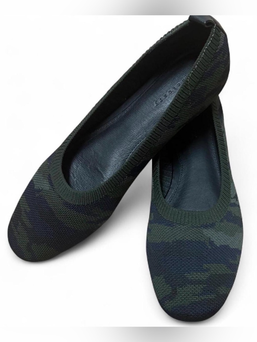 Sanctuary Olive Camo Chevron Textured Knit Ballet Flats Size 8